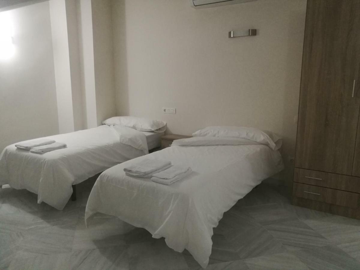Apartamentos Edificio Vicente Málaga Dış mekan fotoğraf
