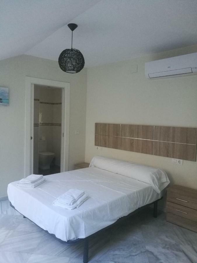 Apartamentos Edificio Vicente Málaga Dış mekan fotoğraf